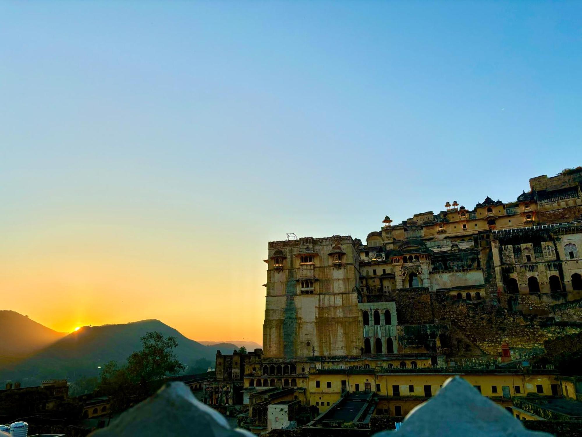The Palace View Homestay & Restaurant Bundi Exterior photo